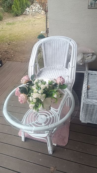 Fotele styl Prowansalski