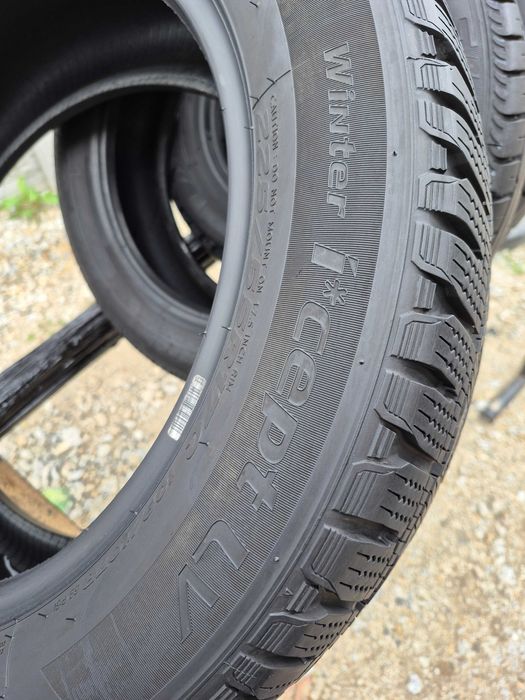 Opony Hankook Wintericept LV 225/55R17C zima 21r 2szt