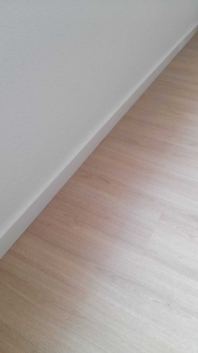 Aplicação Flutuante/Vinílico/Pintura