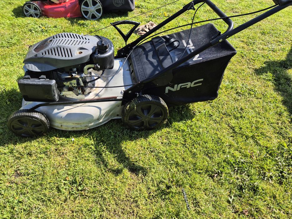 Kosiarka Spalinowa NAC z koszem