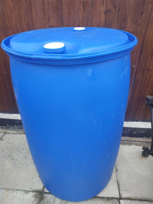 Beczka plastikowa 200 l