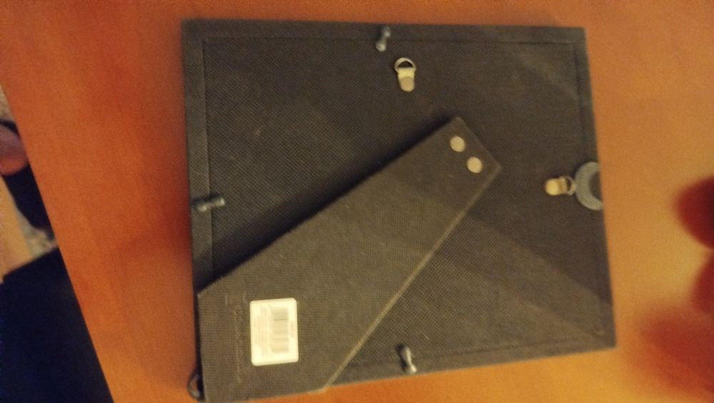 Quadro com figuras destacáveis