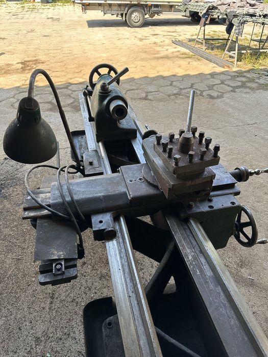 Tokarka 4 m – długość toczenia 2,5 m – sprawna – Zielona Góra