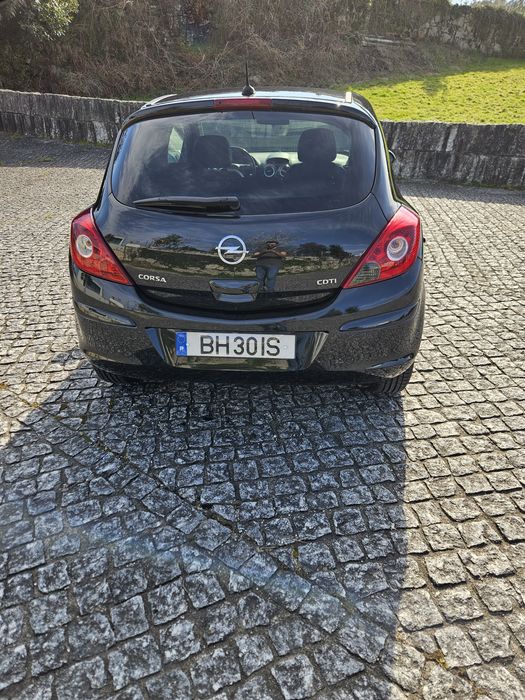 Opel Corsa — fotografia 3