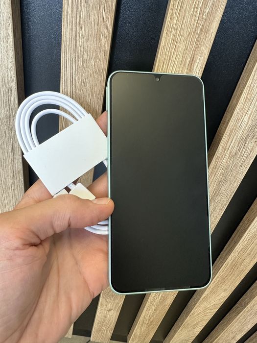 Samsung a26 5g oklejony foliami