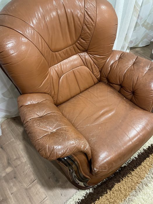 Conjunto de Sofas de Couro
