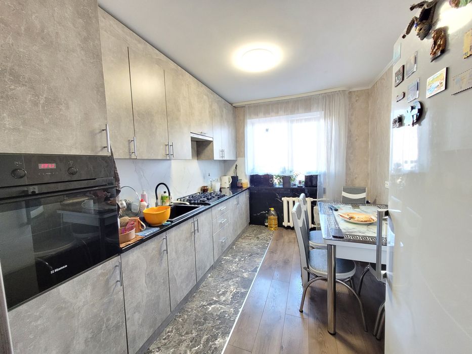 3к."ЧЕШКА", 5/5ц, 67м2, Тепла, не кутова! Ремонт!