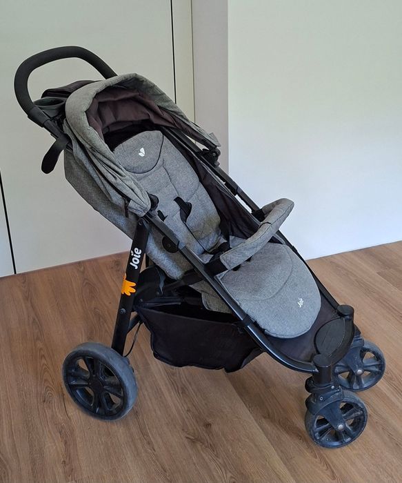 Wózek spacerówka Joie