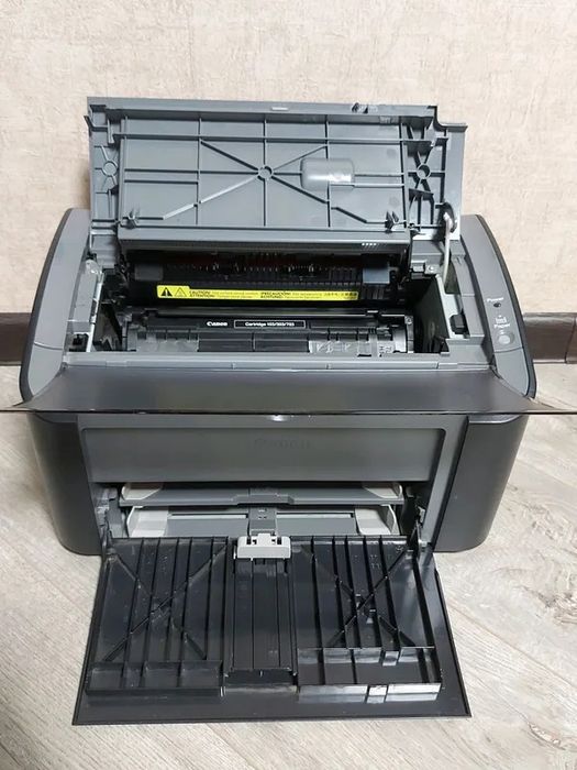 Надежный лазерный принтер Canon 2900B/ состояние нового