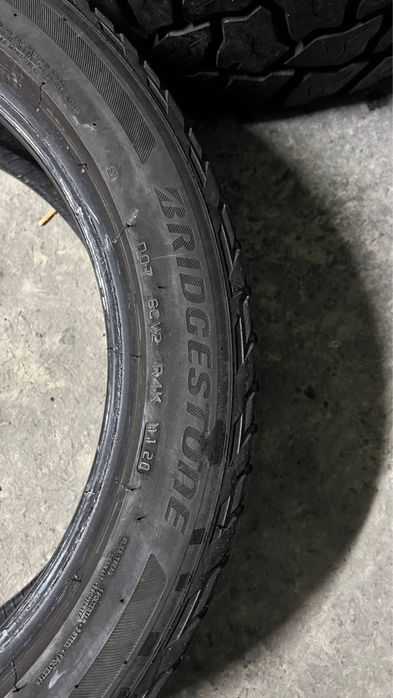 Комплект літньої гуми 215/50/18 Bridrestone