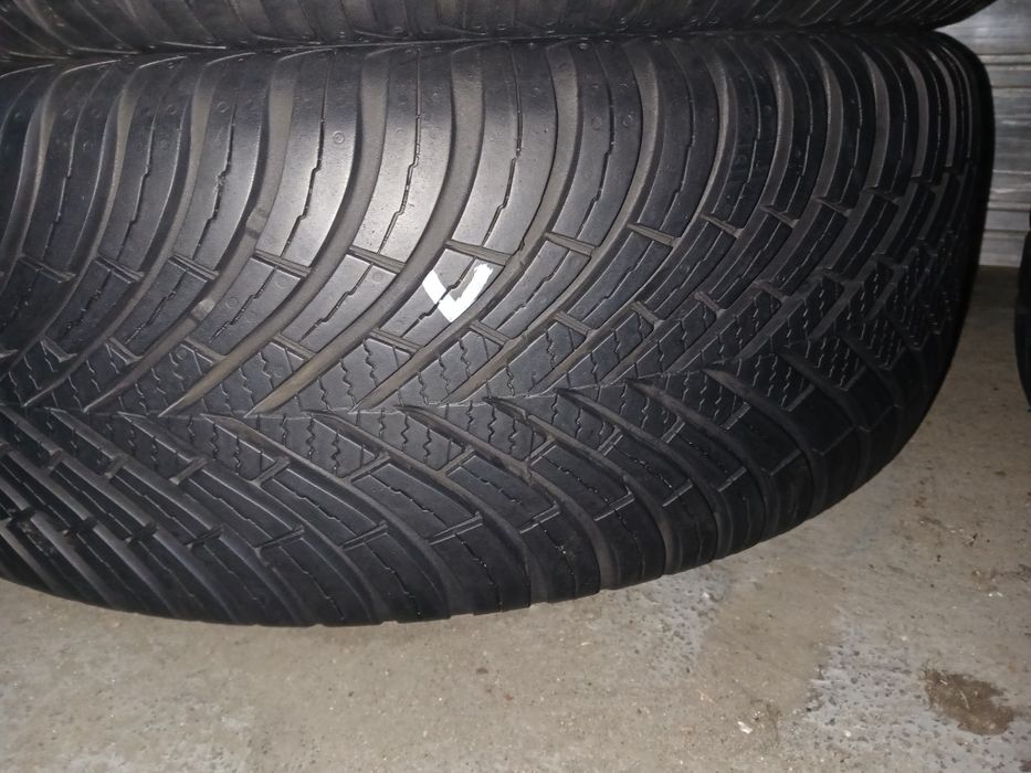 205/55/16 4szt.całoroczne 24 rok 7mm Vredestein Quatrac