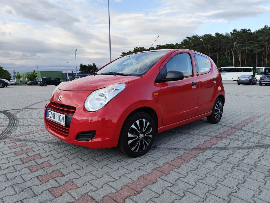 Suzuki Alto Niski przebieg, dobrze utrzymany.