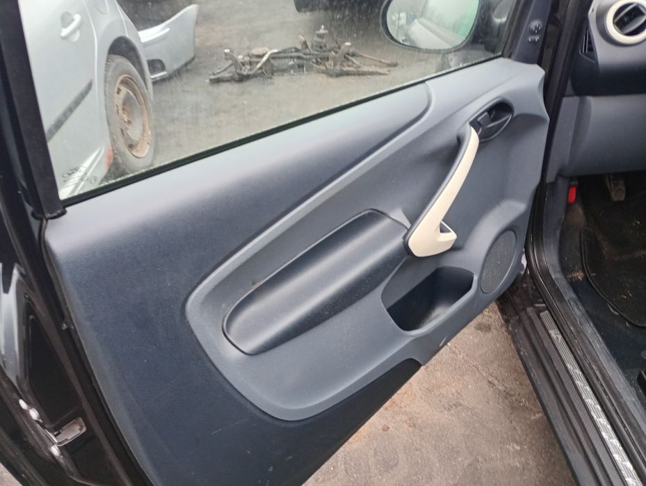 Ford Ka II 1.3 kod lak. 90 klapa tylna, części transport FV dostawa