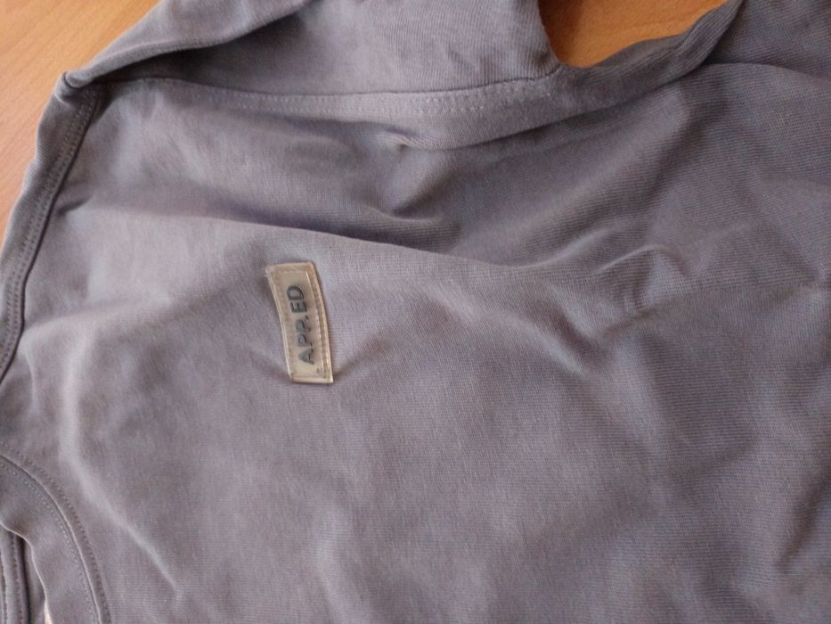 Chłopięca ciemnia  bluza