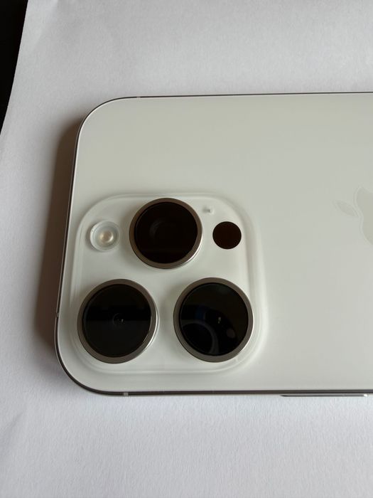 iPhone 16 PRO branco