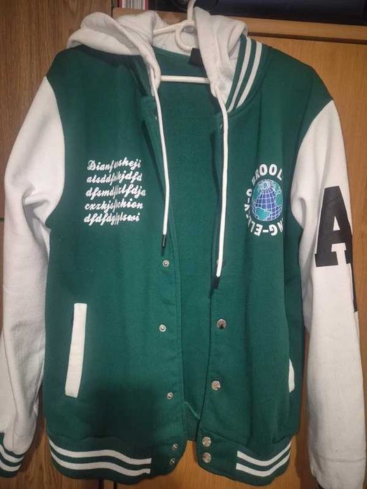 Bluza rozmiar M. Polecam