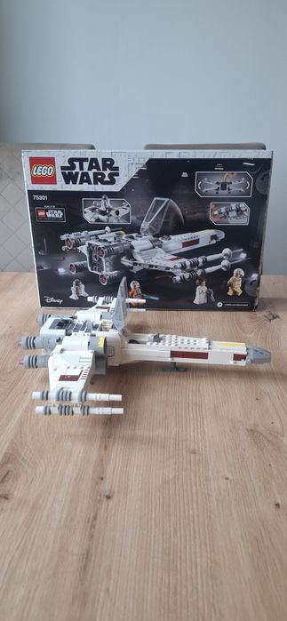 Zestaw Lego STAR WARS  75301 X - WING
