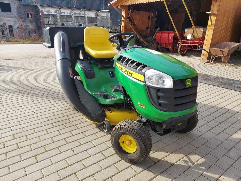 Traktorek kosiarka John Deere D125