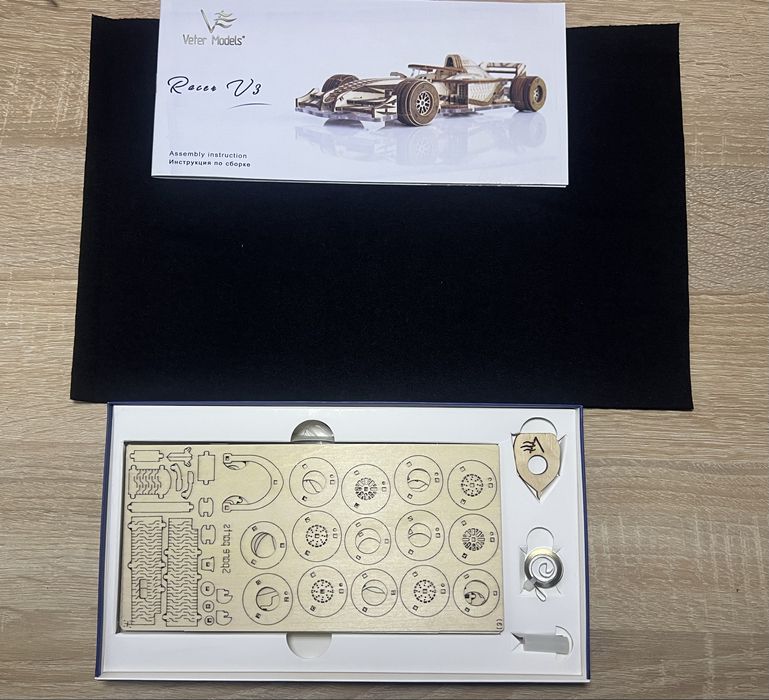 Деревяний 3D конструктор гоночного боліду