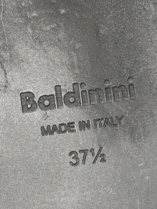 Женские рыжие кожаные сандалии Baldinini 37,5 размер