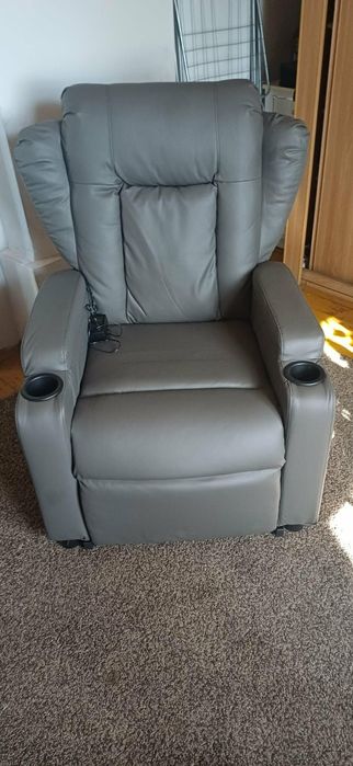 Wygodny fotel masujący