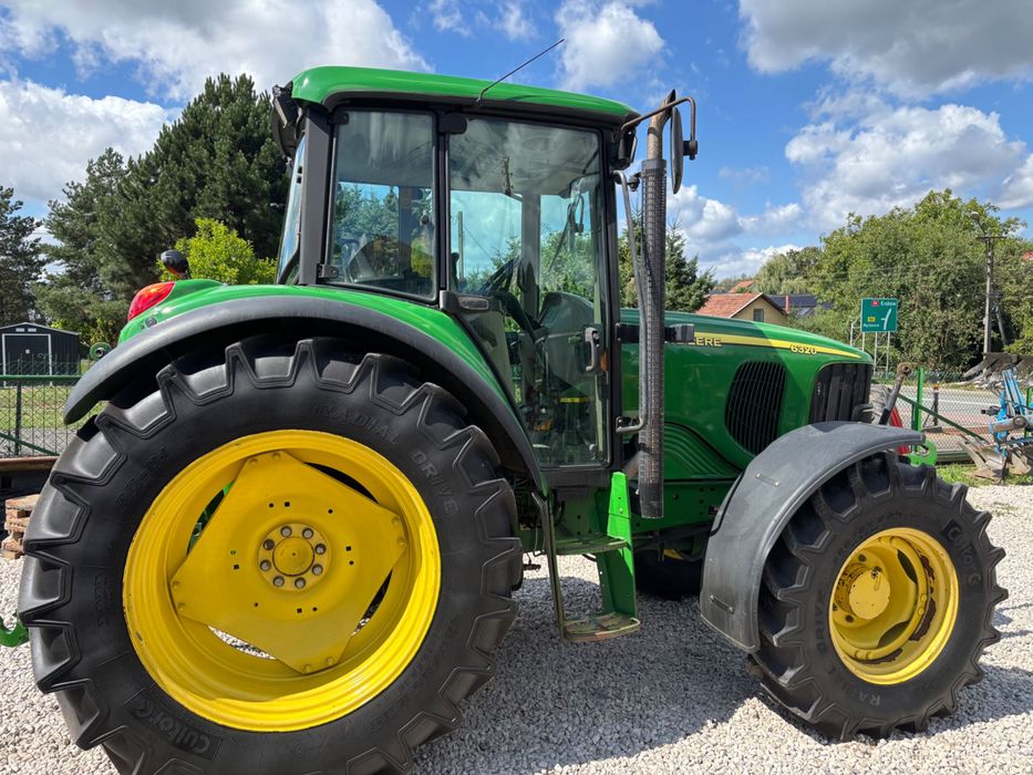 Ciągnik rolniczy John Deere 6320