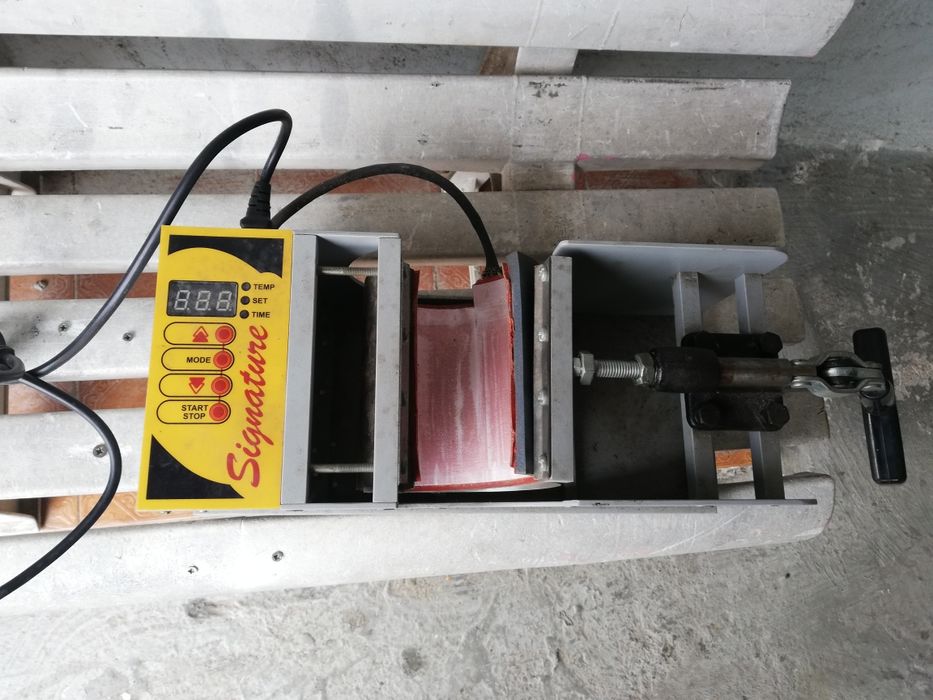 Máquina estampa caneca