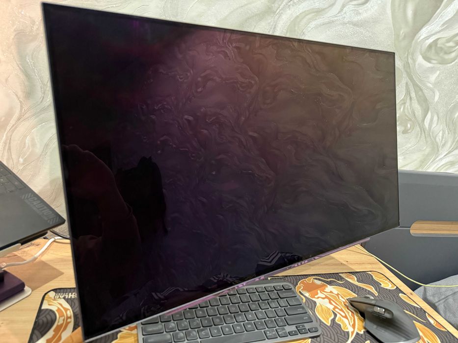 OLED 27" LG UltraGear 27GX704A-B