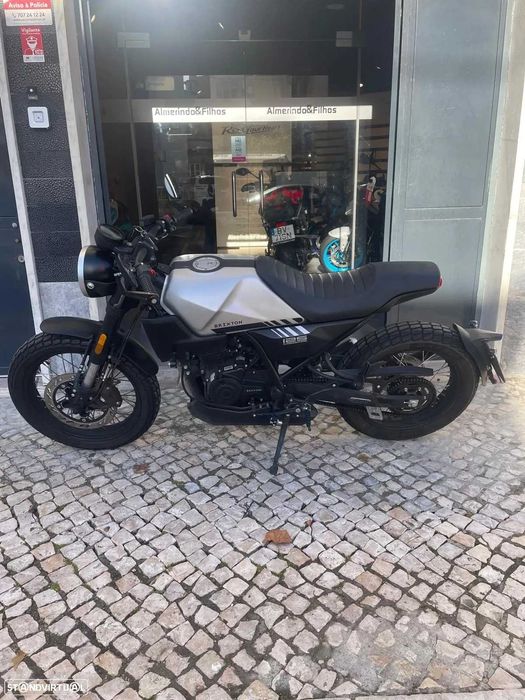 Brixton Crossfire LC 125