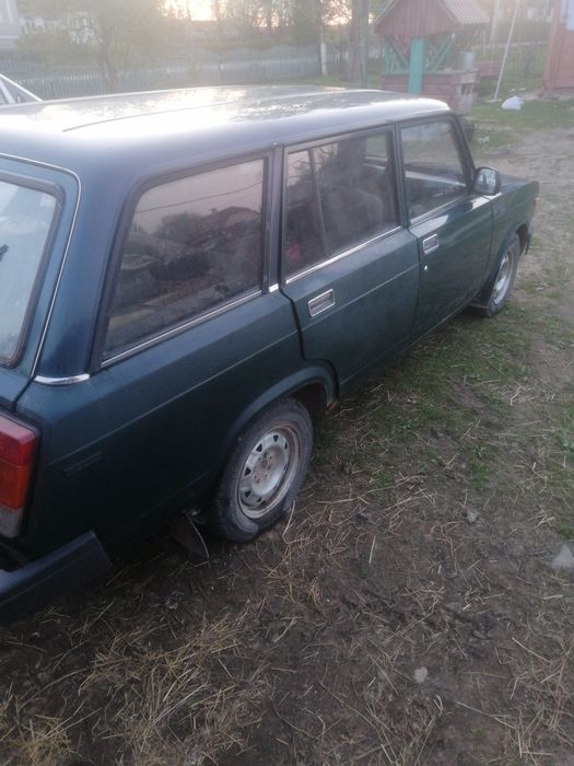 Продам срочно ваз 2104