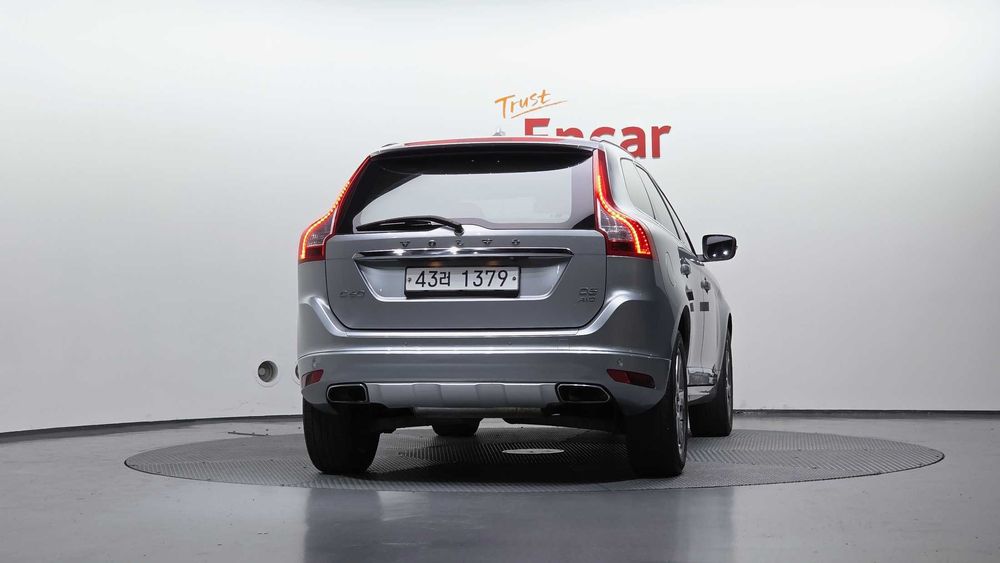 2015 VOLVO  XC60 2.4 TDI AWD