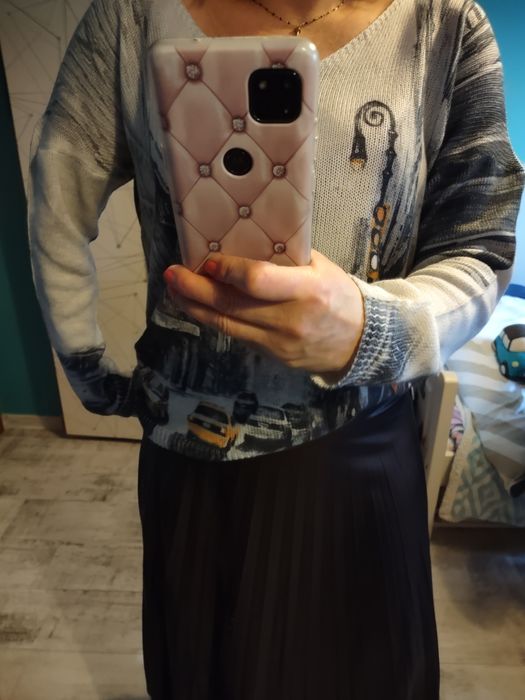 Sweterek,niciak  roz.M/L