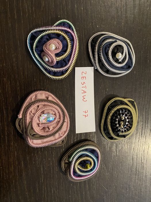 Broszki handmade z suwaków unikat zestaw 77
