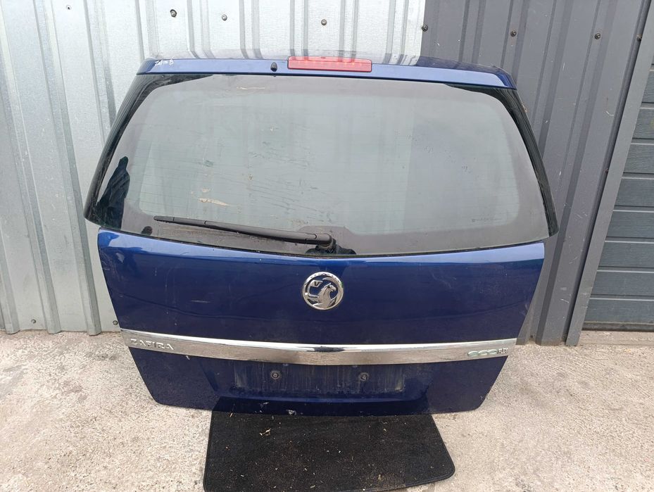 Крышка багажника Opel Zafira B
