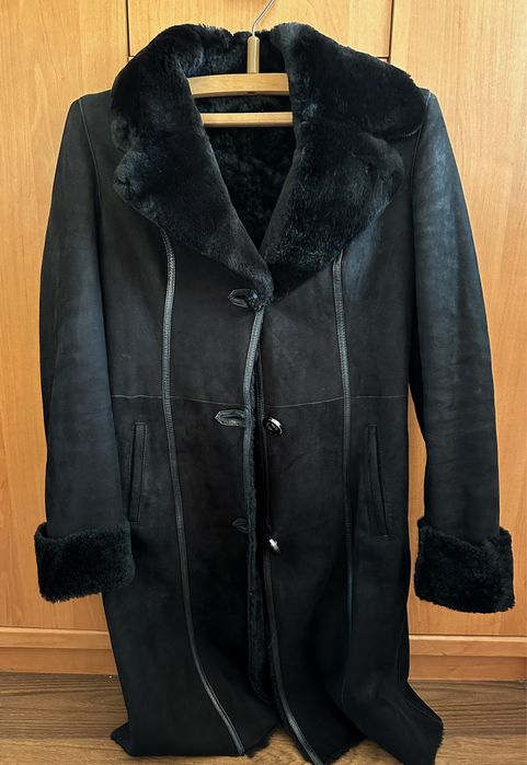 Жіноча чорна дублянка розмір М (маломірить підійде на S)