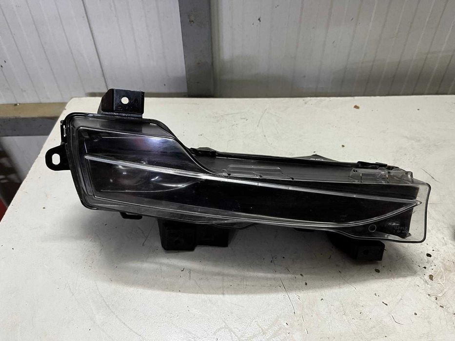 Par de Faróis de nevoeiro Tesla model 3 fase I