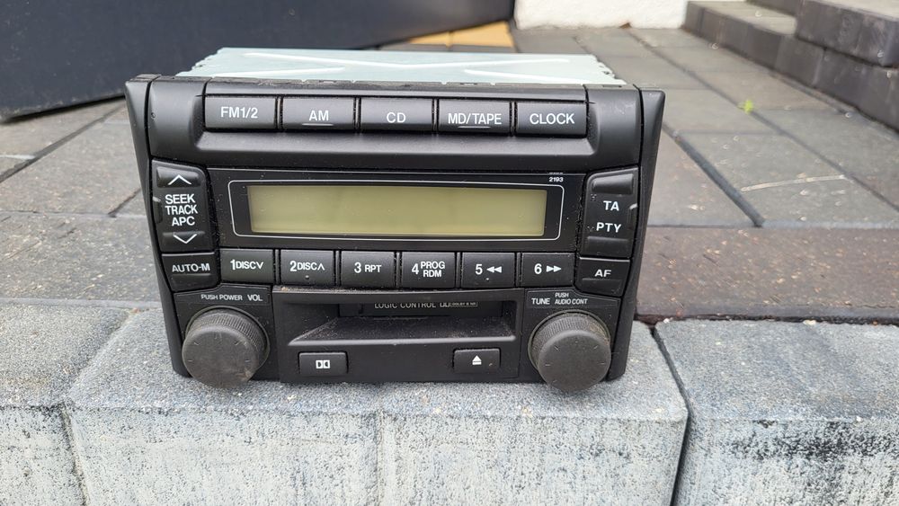 Radio oryginale mazda 323f bj
