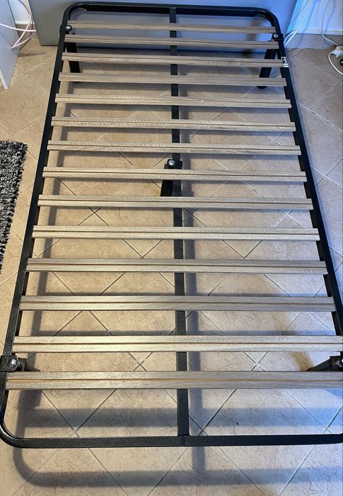 Cabeceira , estrado e colchao