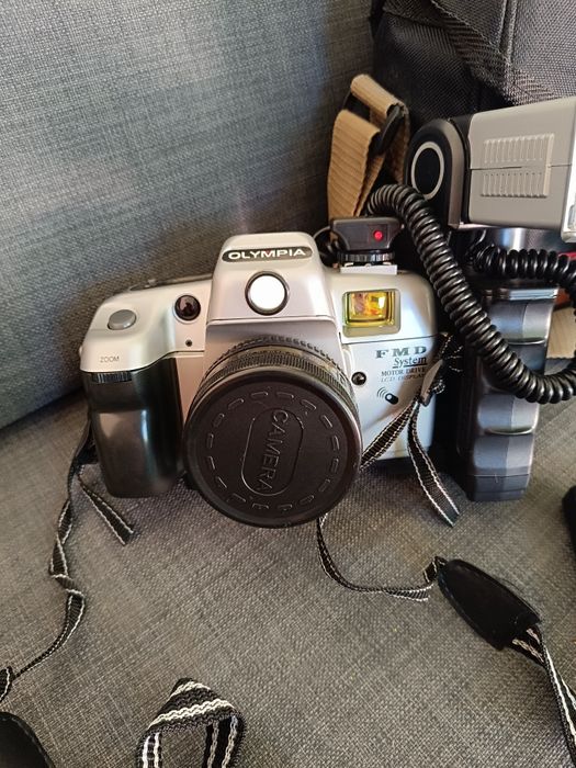 Máquina fotográfica OLYMPIA