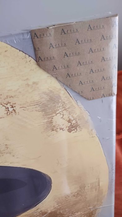 Obraz na płótnie "pani w kapeluszu i czarnej sukience"