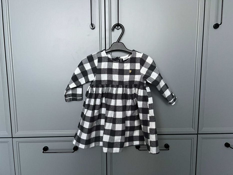 Sukienka w kratkę + nowe szare rajstopy Cool Club - rozmiar 74