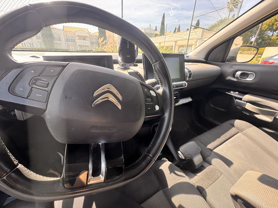 Citroën C4 Cactus 1.6 BlueHDi Shine Automático