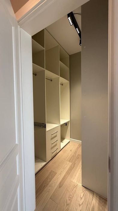 Продаж котеджу з терасою в с.Липники