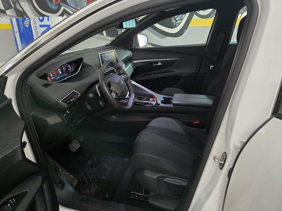 Carrinha Peugeot 5008