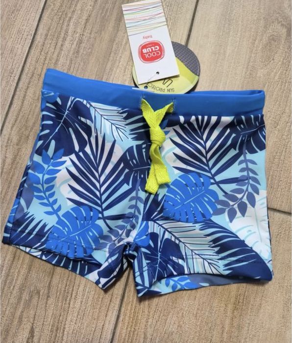 Нові плавки для плавання