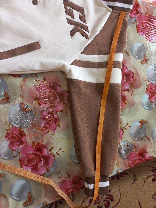 Костюм для дівчинки