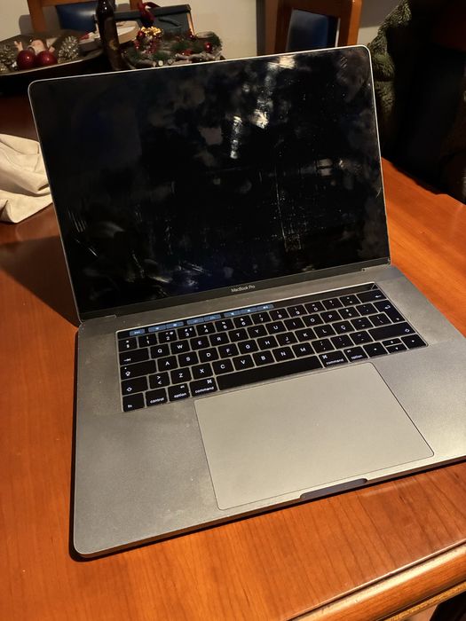 MacBook Pro Touch 15’ Late 2016