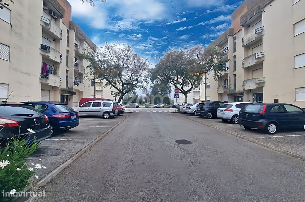 T2 com Arrecadação e Boas Áreas no Entroncamento