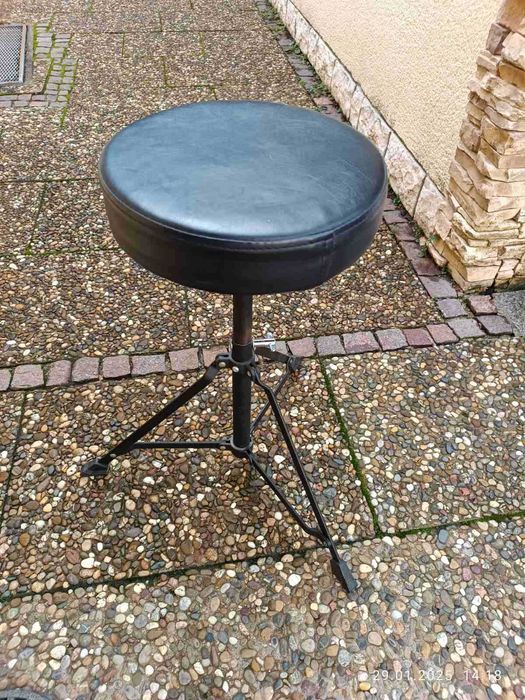 Стілець для барабанів стул банкетка в гарному стані