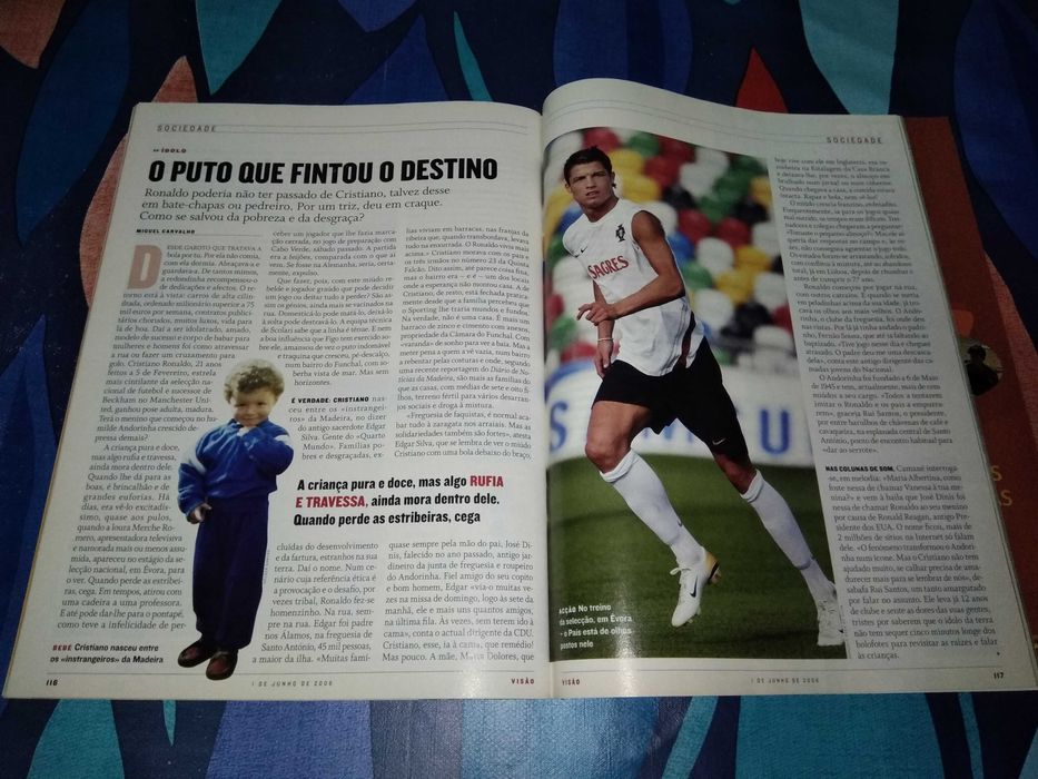 Revista Visão N.º 691 - Cristiano Ronaldo - 1 a 7 Junho 2006 Magazine